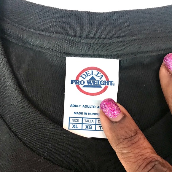 New Black Men’s tshirt with mustache. Size XLarge - Picture 3 of 3